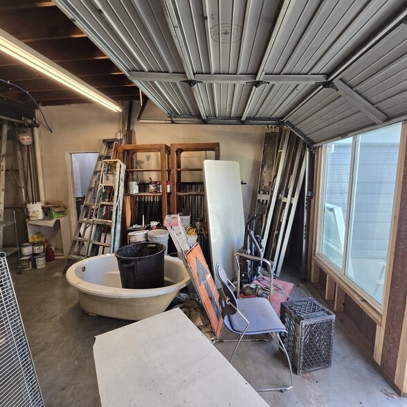 More Photos Of 15709 Bellflower Blvd, Bellflower General Retail For Sale