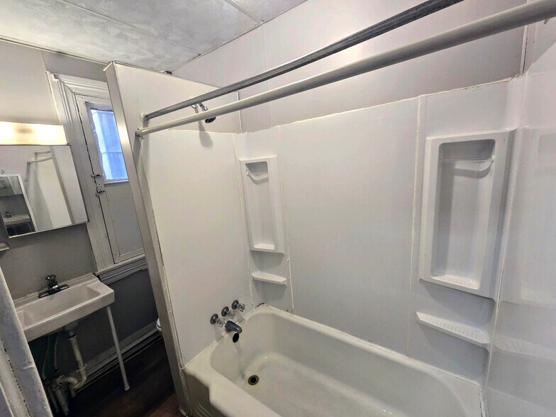 More Photos Of 1416 Park Ave, Baltimore Apartments For Sale