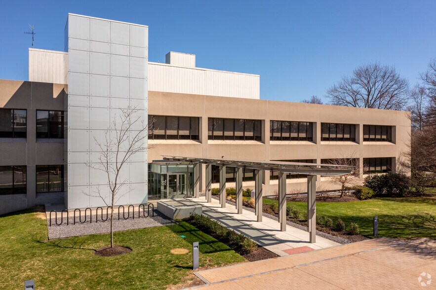 Primary Photo Of 45-55 Hayden Ave, Lexington Office For Lease