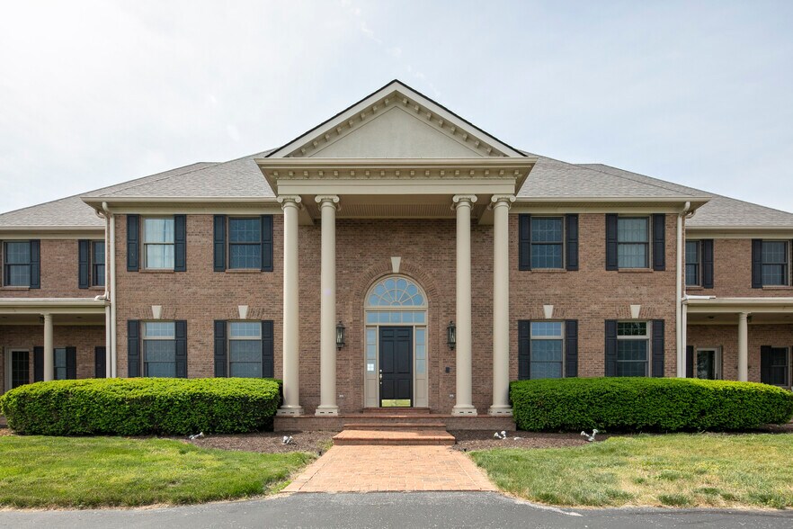 More Photos Of 4664 Lexington Rd, Winchester Specialty For Sale