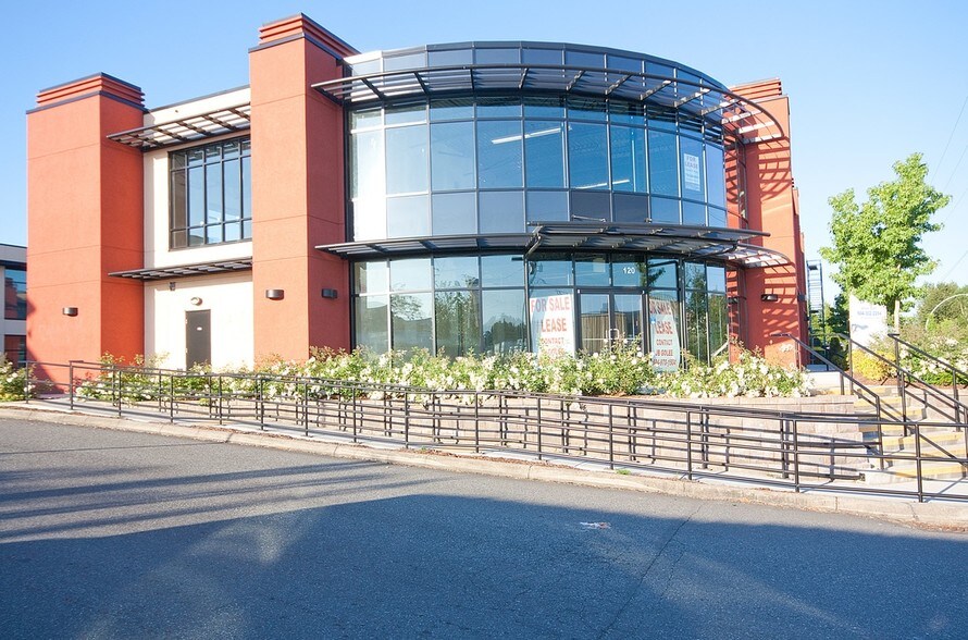 More Photos Of 30475 Cardinal Ave, Abbotsford Office For Sale