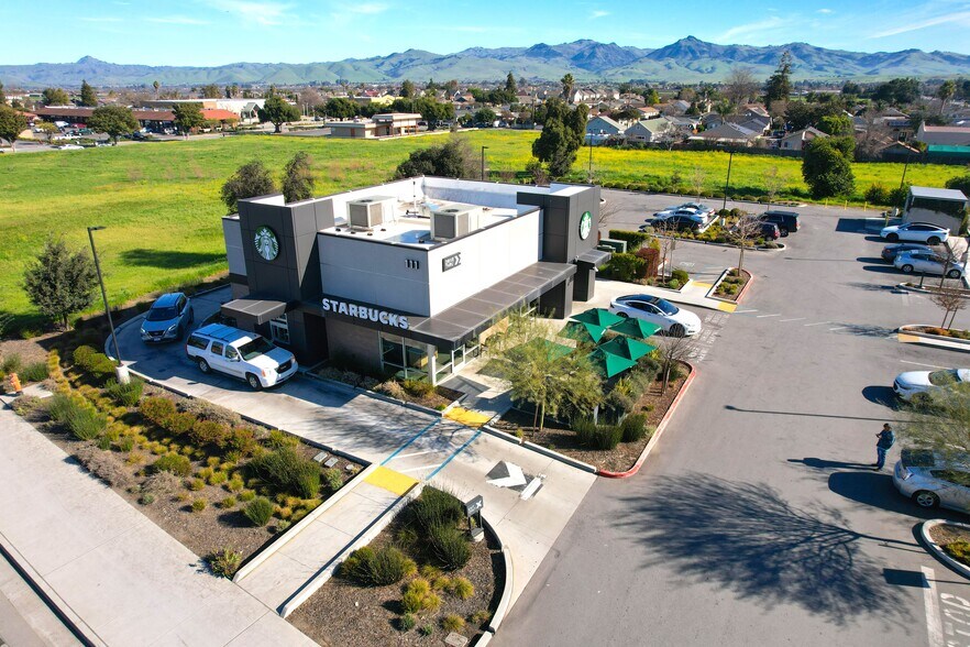 More Photos Of 111 San Felipe Rd, Hollister Restaurant For Sale