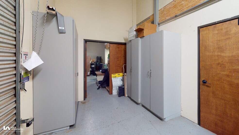 More Photos Of 2853 Gundry Ave, Signal Hill Warehouse For Sale