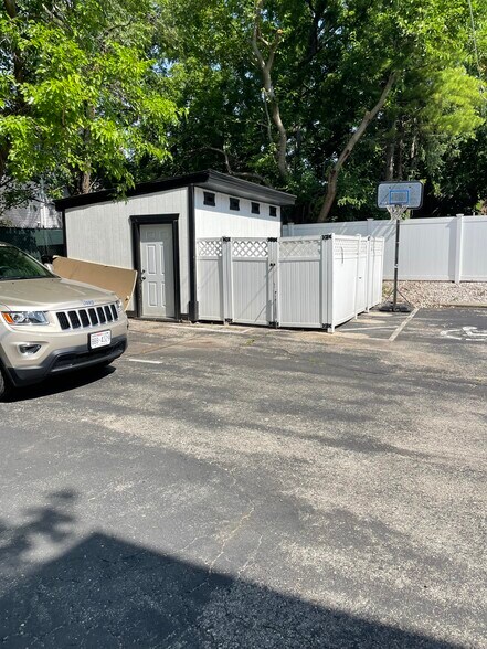 More Photos Of 727 N 31st St, Milwaukee Specialty For Sale