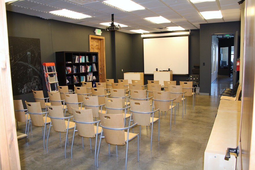 More Photos Of 686 E 110 S, American Fork Office For Sale