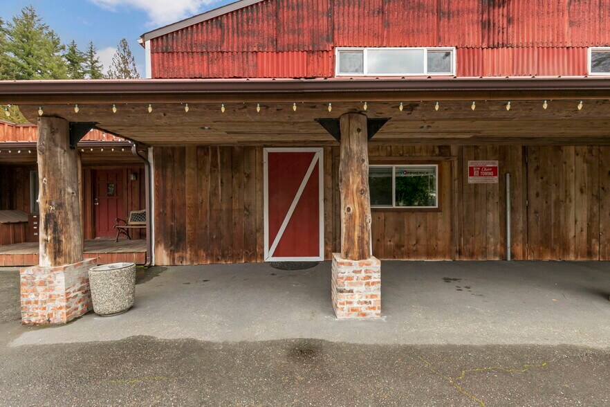 More Photos Of 3530 NE Old Belfair Hwy, Belfair Convenience Store For Sale