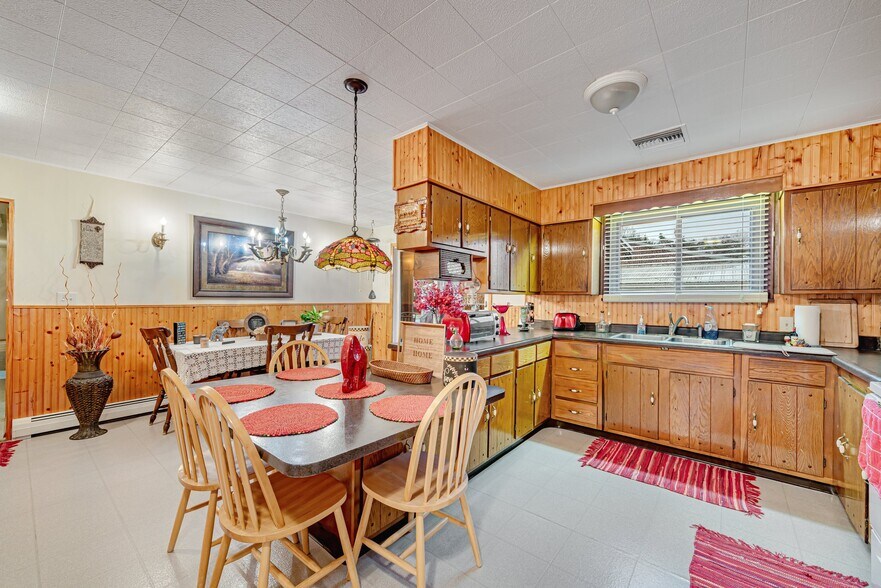 More Photos Of 175 Mount Joy Rd, Mount Pleasant Industrial For Sale