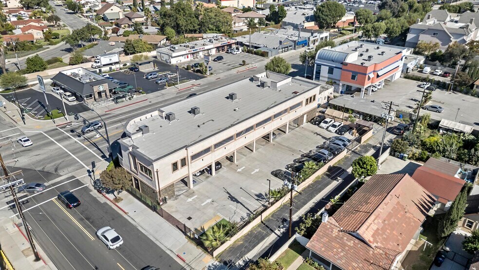 More Photos Of 9400 Valley Blvd, Rosemead Storefront For Lease