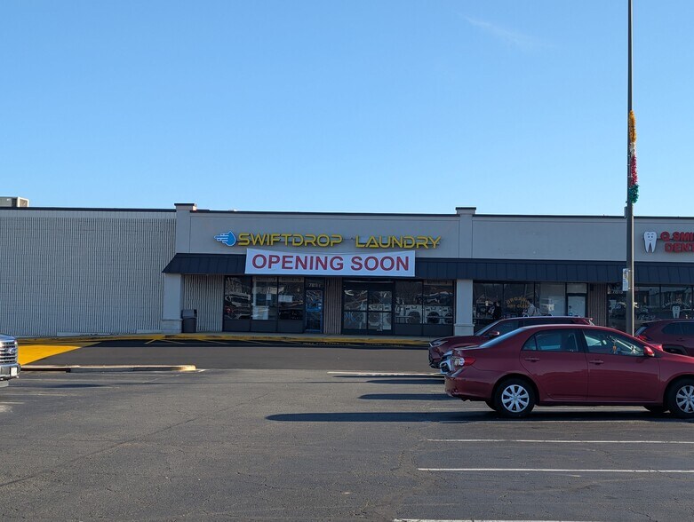 More Photos Of 7807-7821 Sudley Rd, Manassas Unknown For Lease