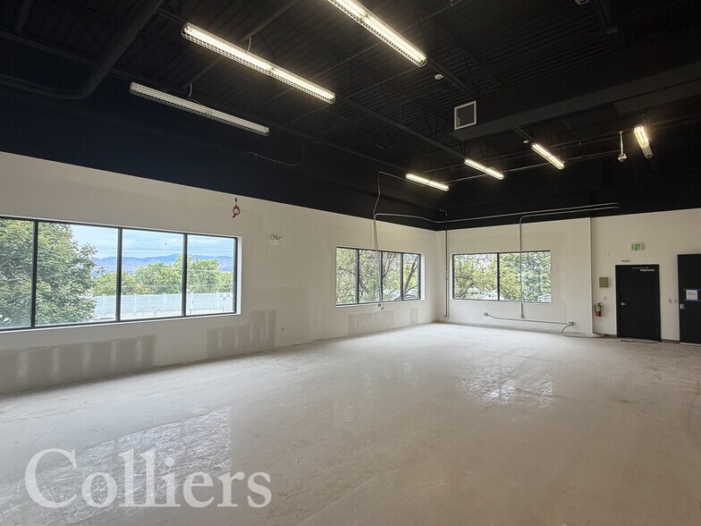 More Photos Of 2223 W Airport Way, Boise Industrial For Lease