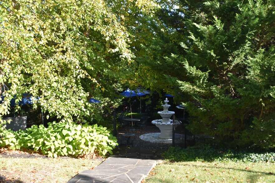 More Photos Of 290 Lafayette St, Lewisburg Specialty For Sale