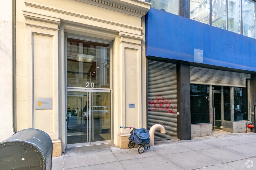 More Photos Of 20 W 36th St, New York Loft Creative Space For Lease