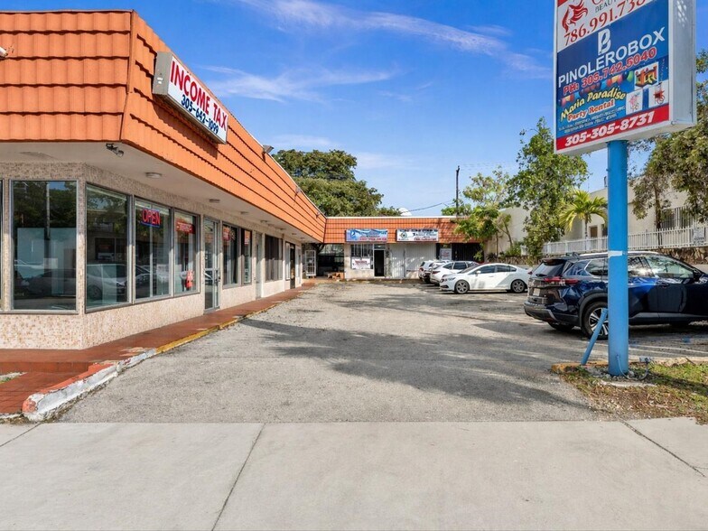 More Photos Of 1451 W Flagler St, Miami General Retail For Sale