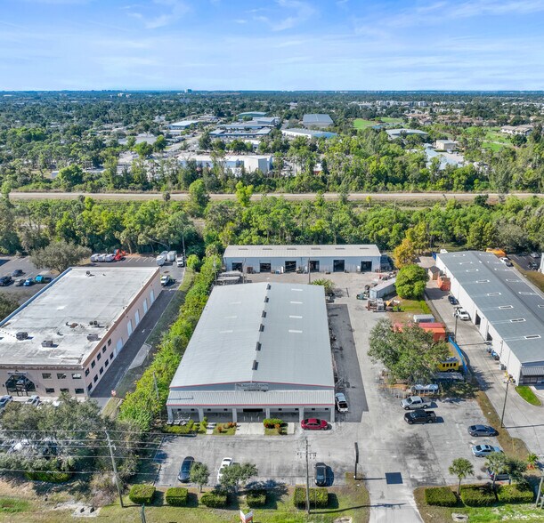 More Photos Of 12090 Metro Pky, Fort Myers Warehouse For Lease