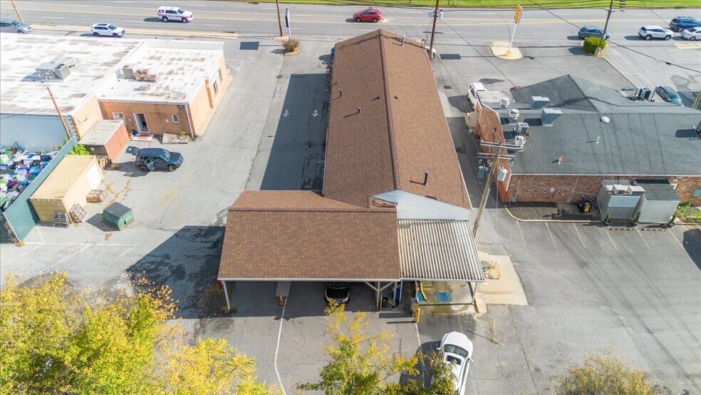 More Photos Of 1814 Rosemont Ave, Frederick Carwash For Sale