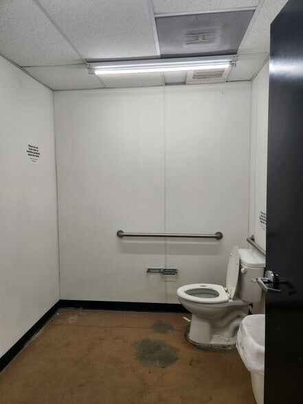 More Photos Of 4783 Second St N, Folkston Freestanding For Sale