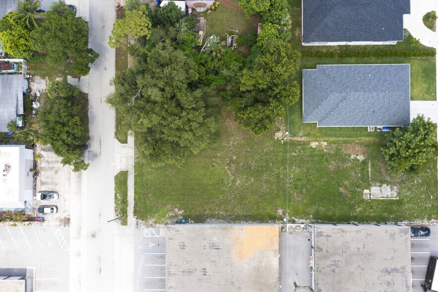 More Photos Of 1925 Suwanee Ave, Fort Myers Land For Sale