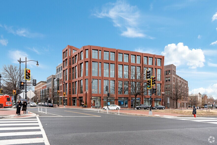 More Photos Of 700 Pennsylvania Ave SE, Washington Office For Lease