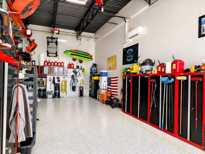 More Photos Of 4276 Bonita Beach Rd, Bonita Springs Self Storage For Sale