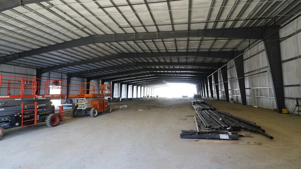 More Photos Of 350 Lafferty Ln, Dover Unknown For Lease