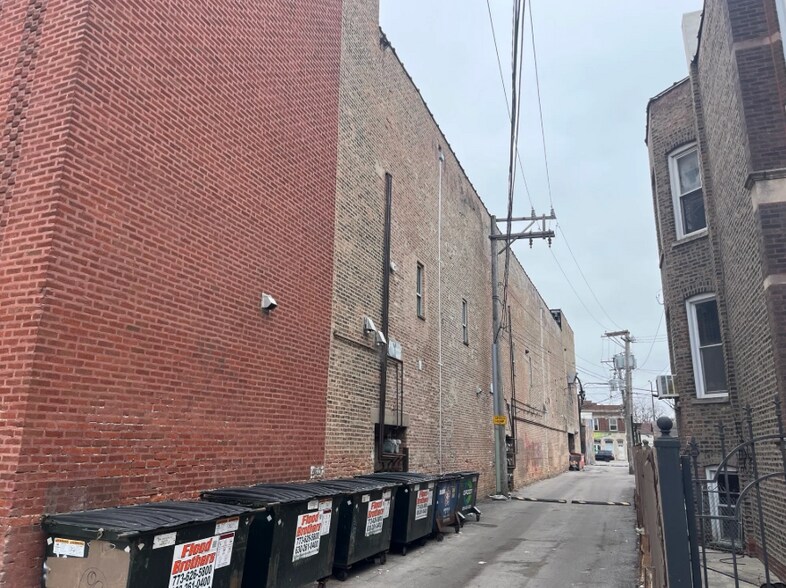 More Photos Of 3948 W 26th St, Chicago Loft Creative Space For Sale