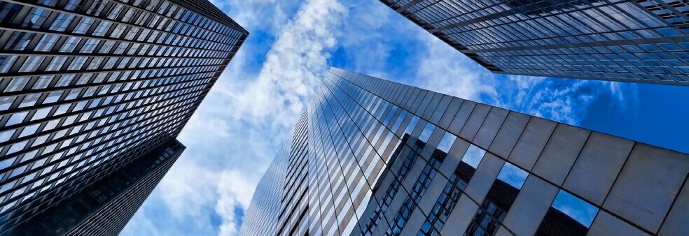 More Photos Of 1605 Collins St, Webster City Apartments For Sale