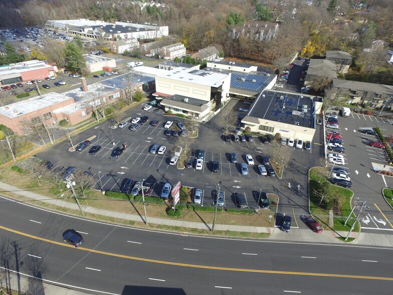 More Photos Of 346 Main Ave, Norwalk Restaurant For Lease