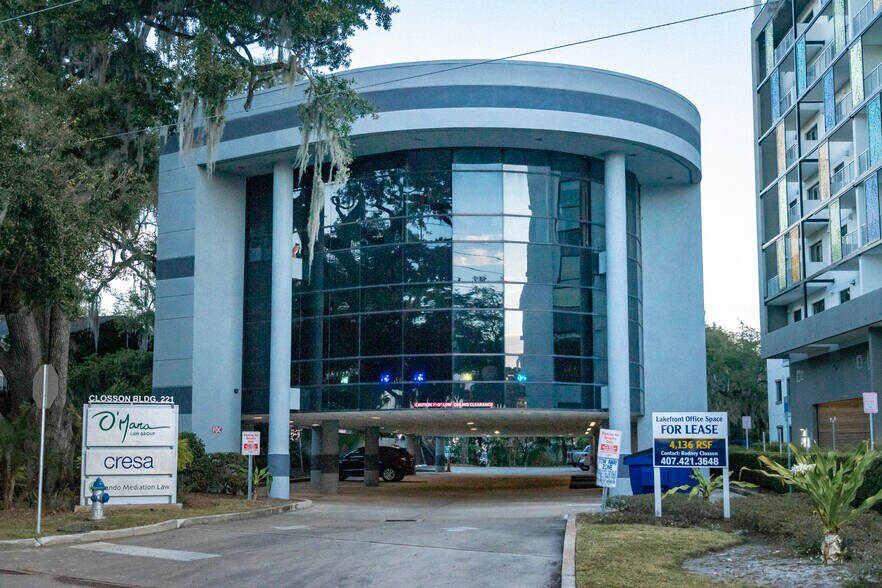 More Photos Of 221 NE Ivanhoe Blvd, Orlando Loft Creative Space For Lease