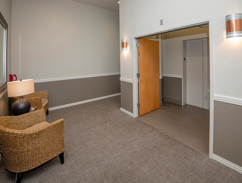 More Photos Of 30 Benchmark Rd, Avon Office For Sale