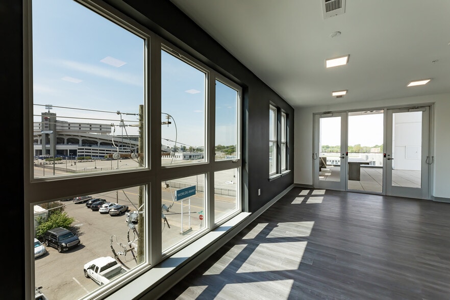 More Photos Of 300 S Hollywood St, Memphis Apartments For Sale