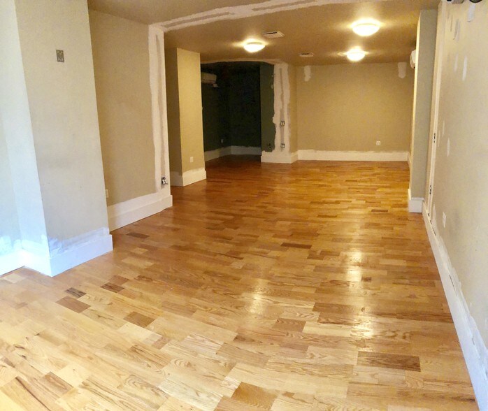More Photos Of 200 Franklin St, Brooklyn Apartments For Lease