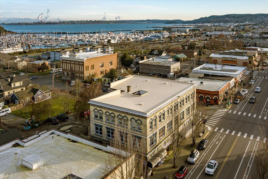 More Photos Of 619 Commercial Ave, Anacortes Storefront Retail Office For Sale