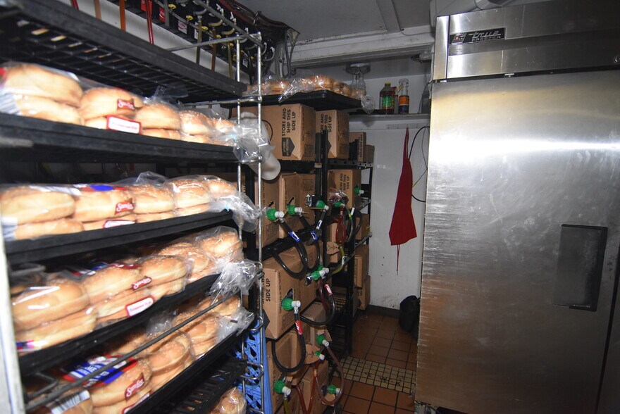 More Photos Of 115 S Main St, Spanish Fork Fast Food For Sale