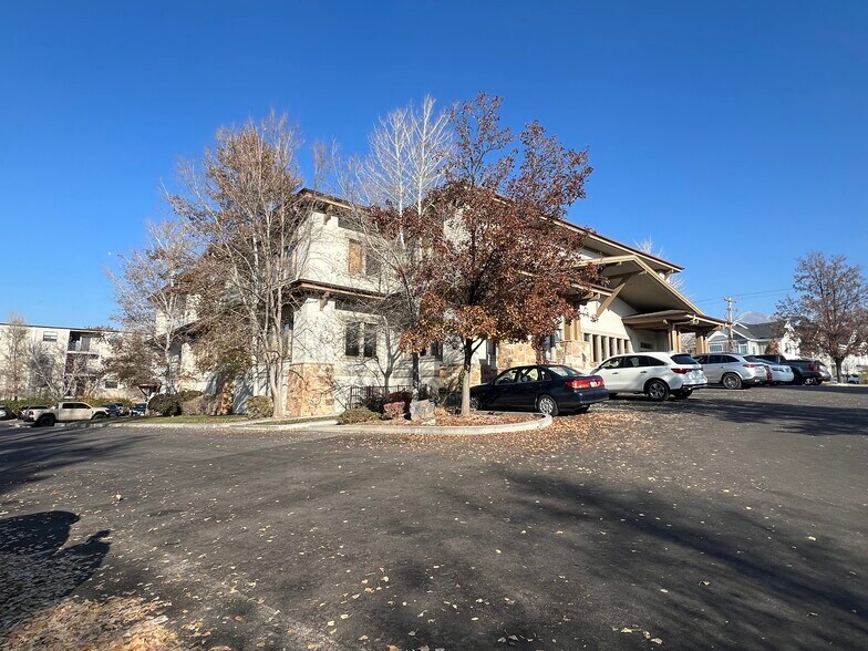 More Photos Of 4252 Highland Dr, Salt Lake City Medical For Lease