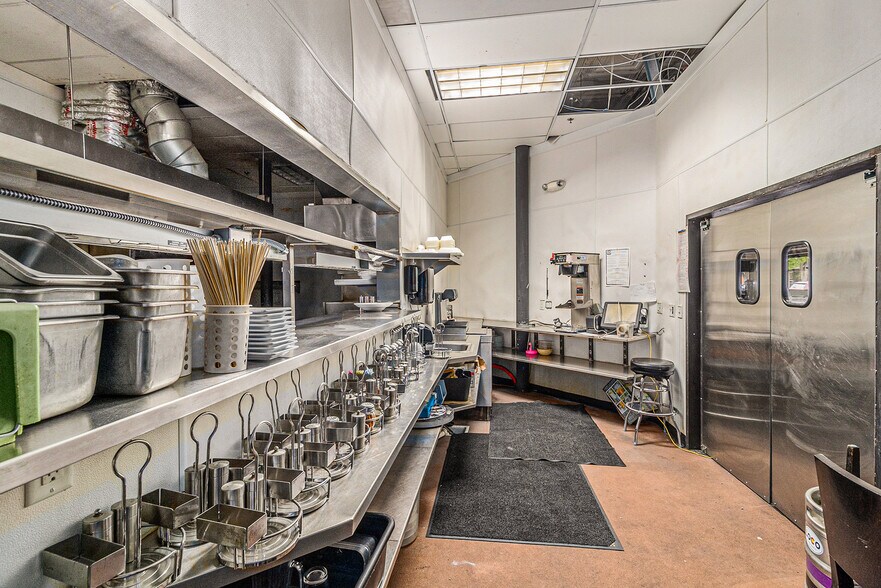 More Photos Of 380 Main St, Longmont Restaurant For Sale