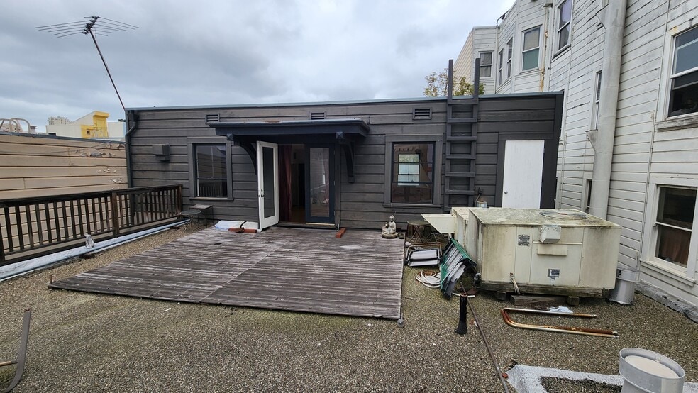 More Photos Of 2134 Van Ness Ave, San Francisco Office For Sale