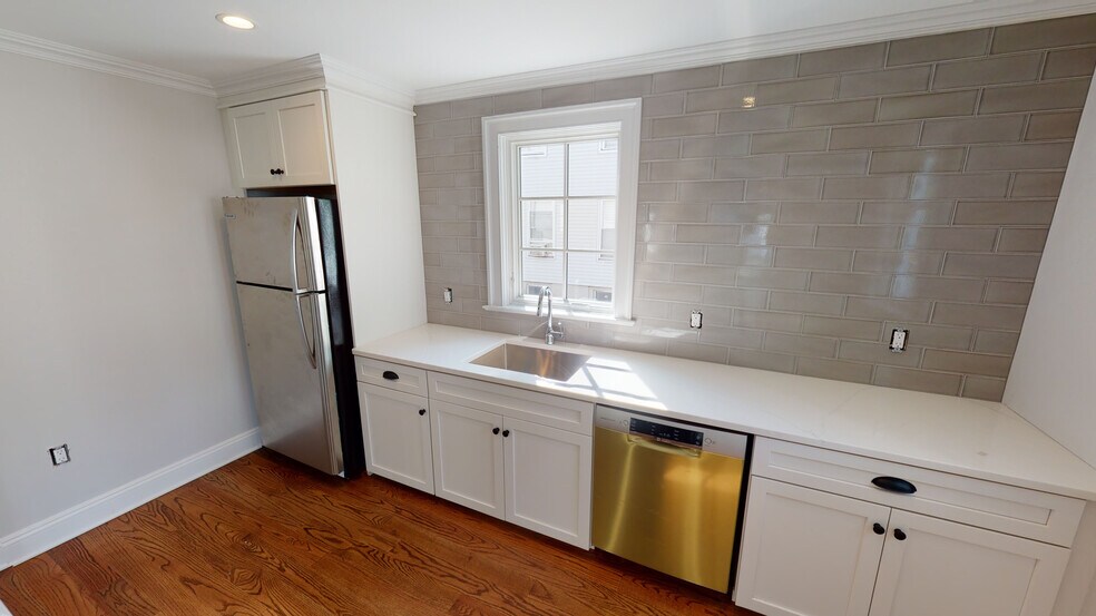 More Photos Of 113 Washington St, Morristown Office For Sale