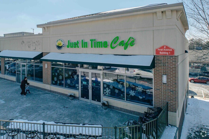 More Photos Of 2 1st Ave, Peabody Medical For Lease