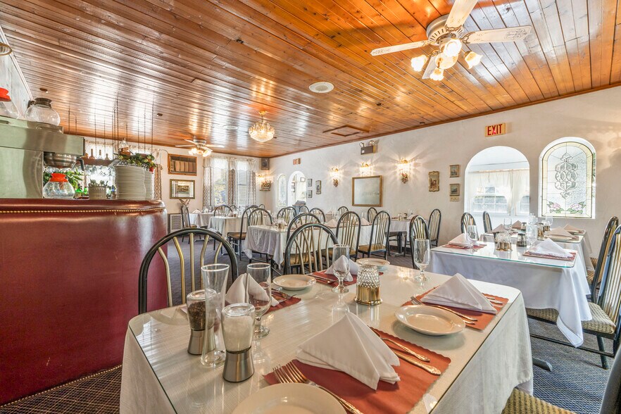 More Photos Of 251 N High St, Bridgton Restaurant For Sale
