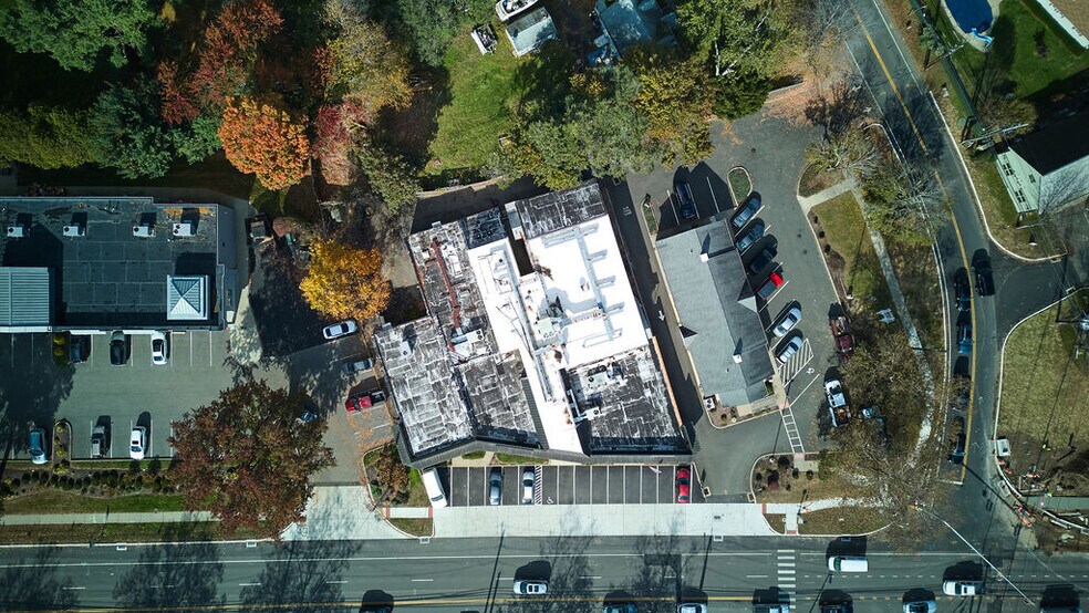 More Photos Of 1803-1807 Post Rd E, Westport Storefront For Lease