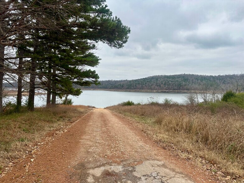 More Photos Of 10 Lease Ln, Theodosia Hotel For Sale