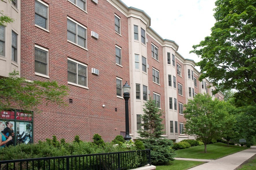 More Photos Of 4540 Snelling Ave, Minneapolis Apartments For Lease