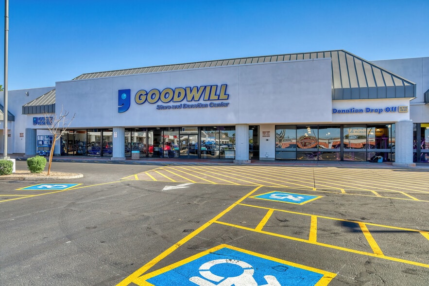 More Photos Of 1615-1635 W Camelback Rd, Phoenix Unknown For Lease