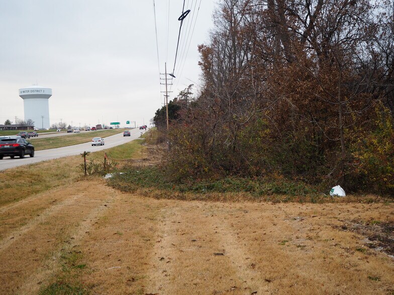 More Photos Of 4 Marian Dr, O'Fallon General Retail For Sale