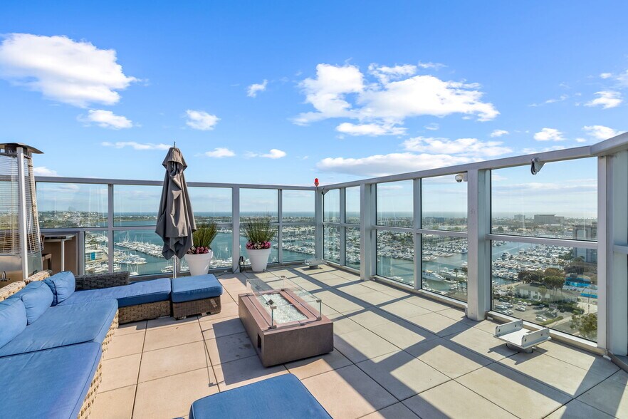 More Photos Of 13700 Marina Pointe Dr, Marina Del Rey Apartments For Sale