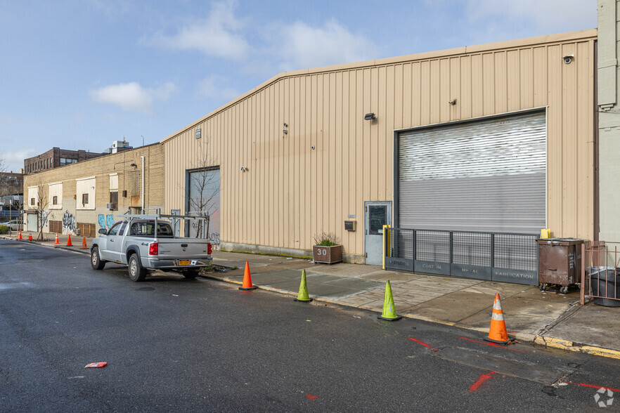 Primary Photo Of 30 Havens Pl, Brooklyn Warehouse For Sale