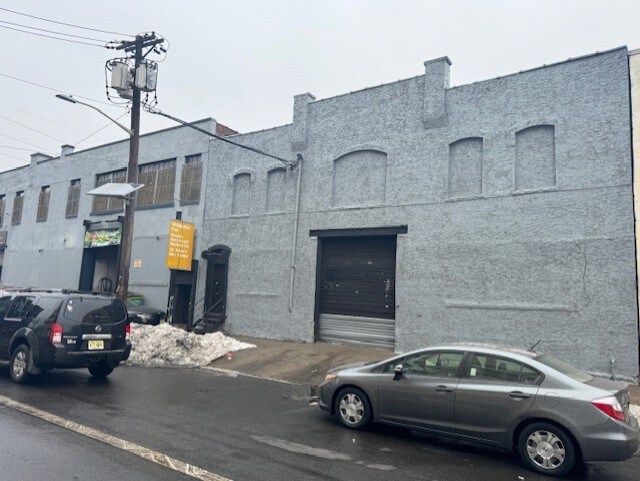 Primary Photo Of 79-81 Poinier St, Newark Warehouse For Lease
