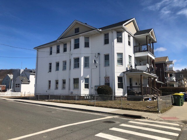 Primary Photo Of 65 Division St, Waterbury Multifamily For Sale