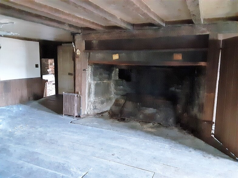 More Photos Of 329 Kent Rd, New Milford Apartments For Sale
