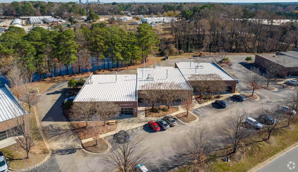 More Photos Of 617 Hutton St, Raleigh Research And Development For Lease